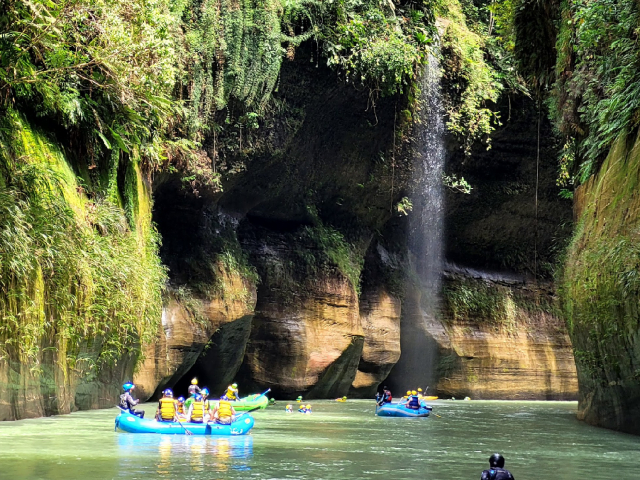 Río Guejar entre mesetas y vista hermosa. 4 días, 3 noches.