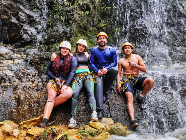 canyoning Cascada Pomorrosos (descenso de cascadas)