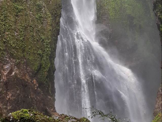 SENDERISOMO A CASCADAS EN VISTA HERMOSA.  3 DÍAS, 2 NOCHES