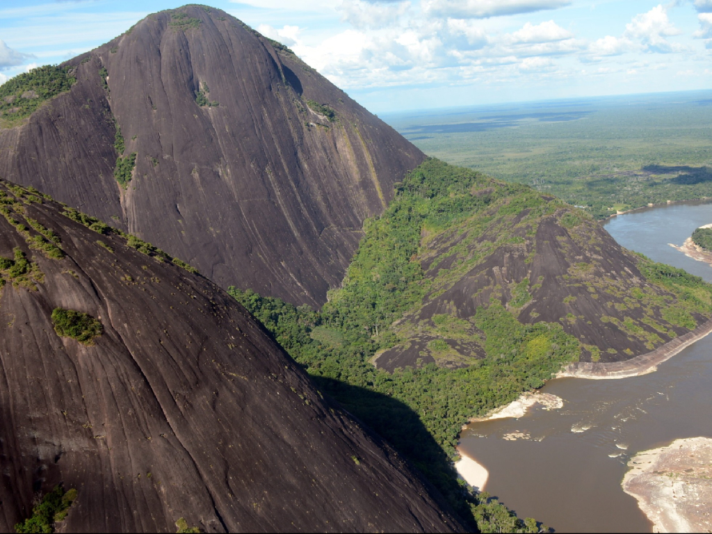 cerros mavicure